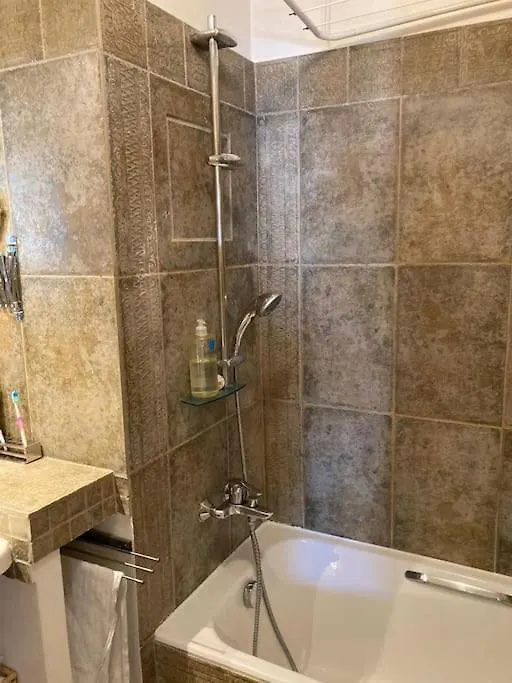Apartment Loft En Dernier Etage Proche Des Buttes Chaumont Paris